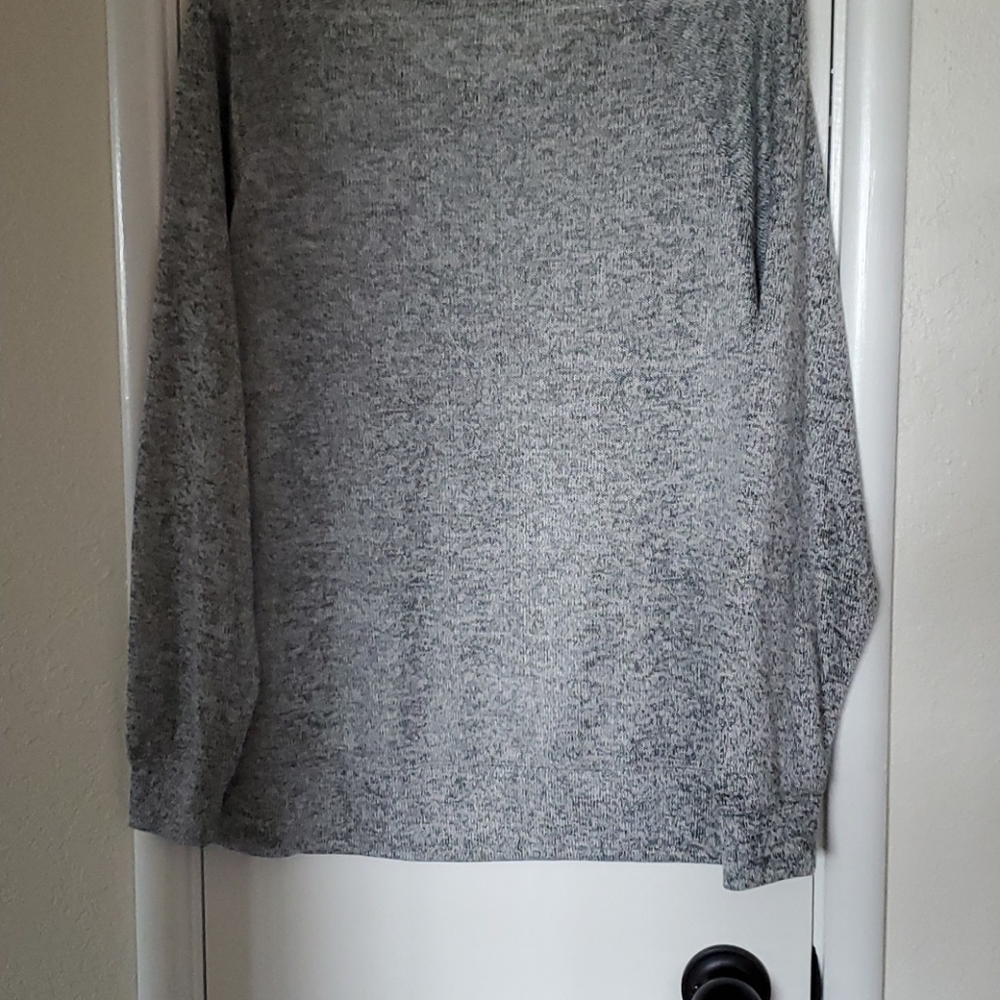 Disney Mini Mouse Sweater #3 - Picture 6 of 6